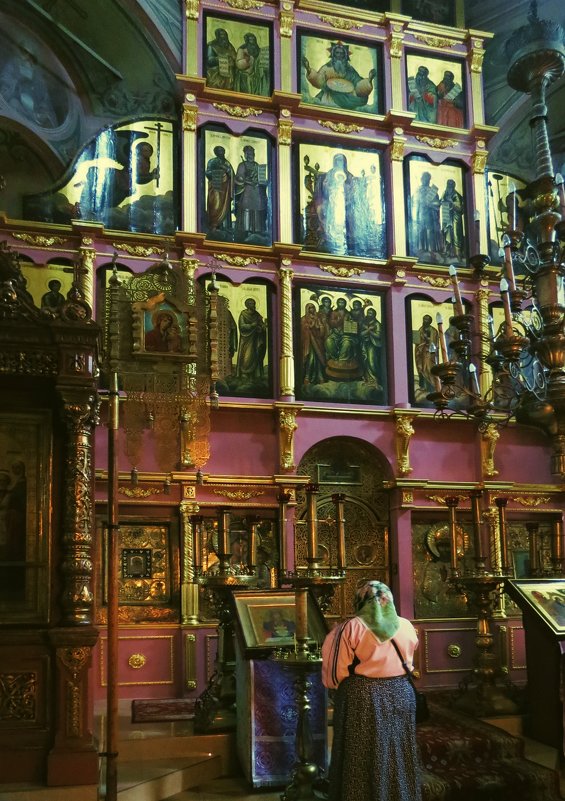 В храме - Евгений Кочуров