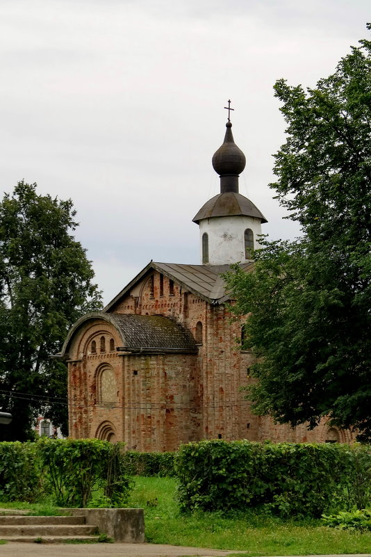 Церковь Параскевы Пятницы на Торгу. 1207 г. - Светлана Петошина
