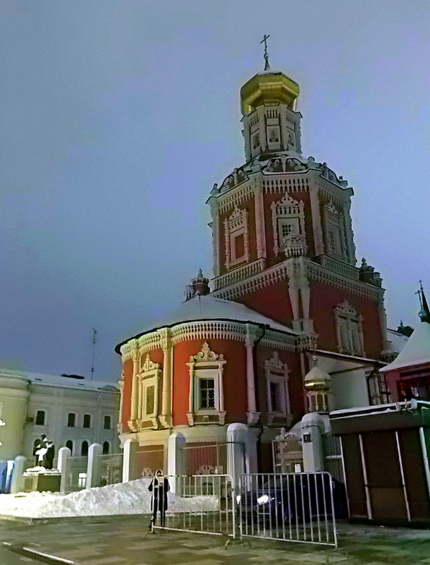 Храм Богоявления Господня, Богоявленского монастыря в Москве. - Елена 