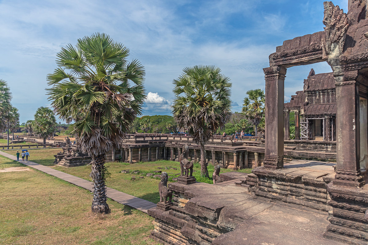 Из серии "Камбоджа". Ангкор. - Борис Гольдберг
