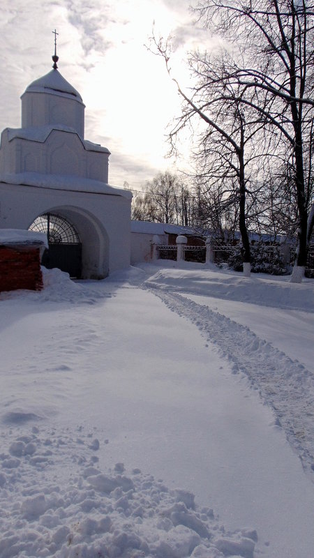 В монастыре. - Любовь 