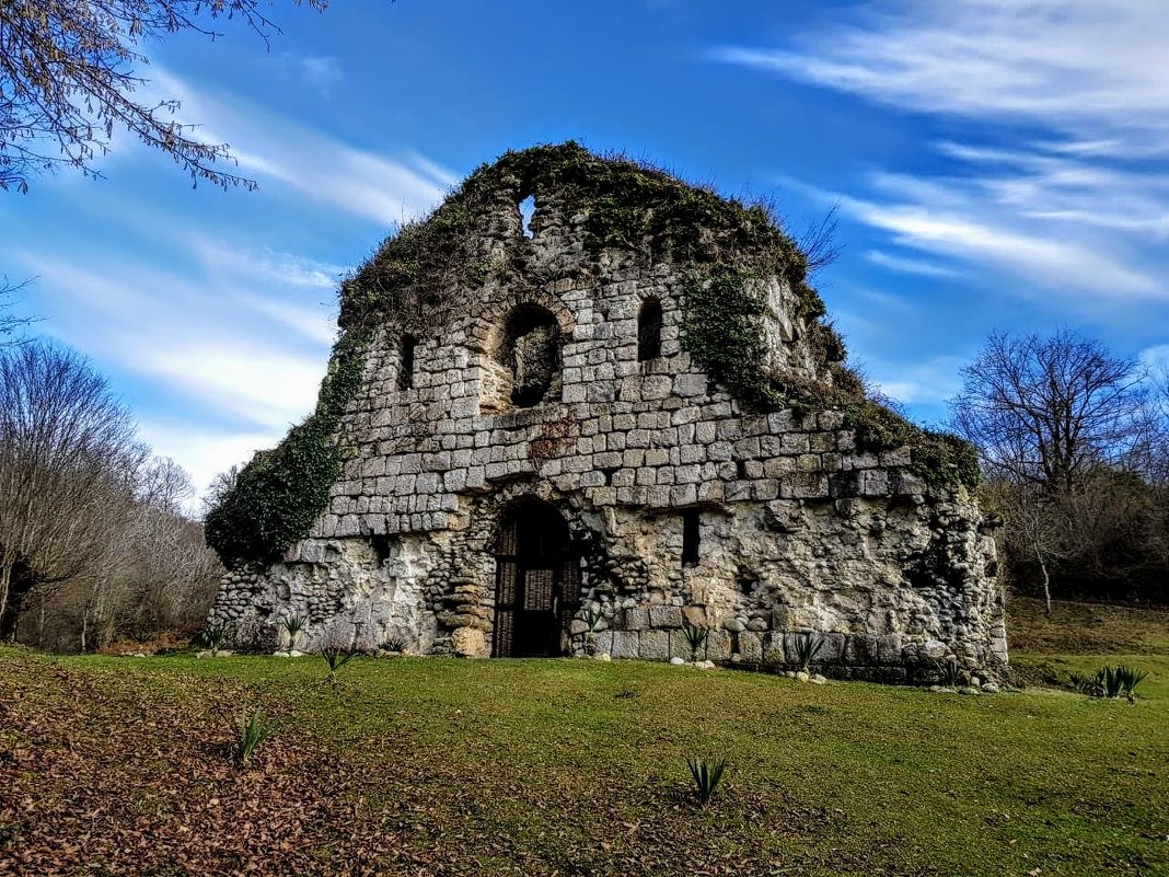 Мюссерский храм (Амбара), VI век, Абхазия - Tata Wolf