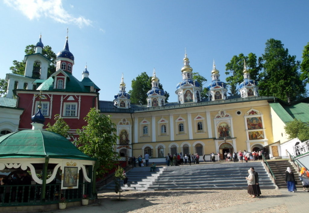 Псково-Печёрский монастырь. - Люба 