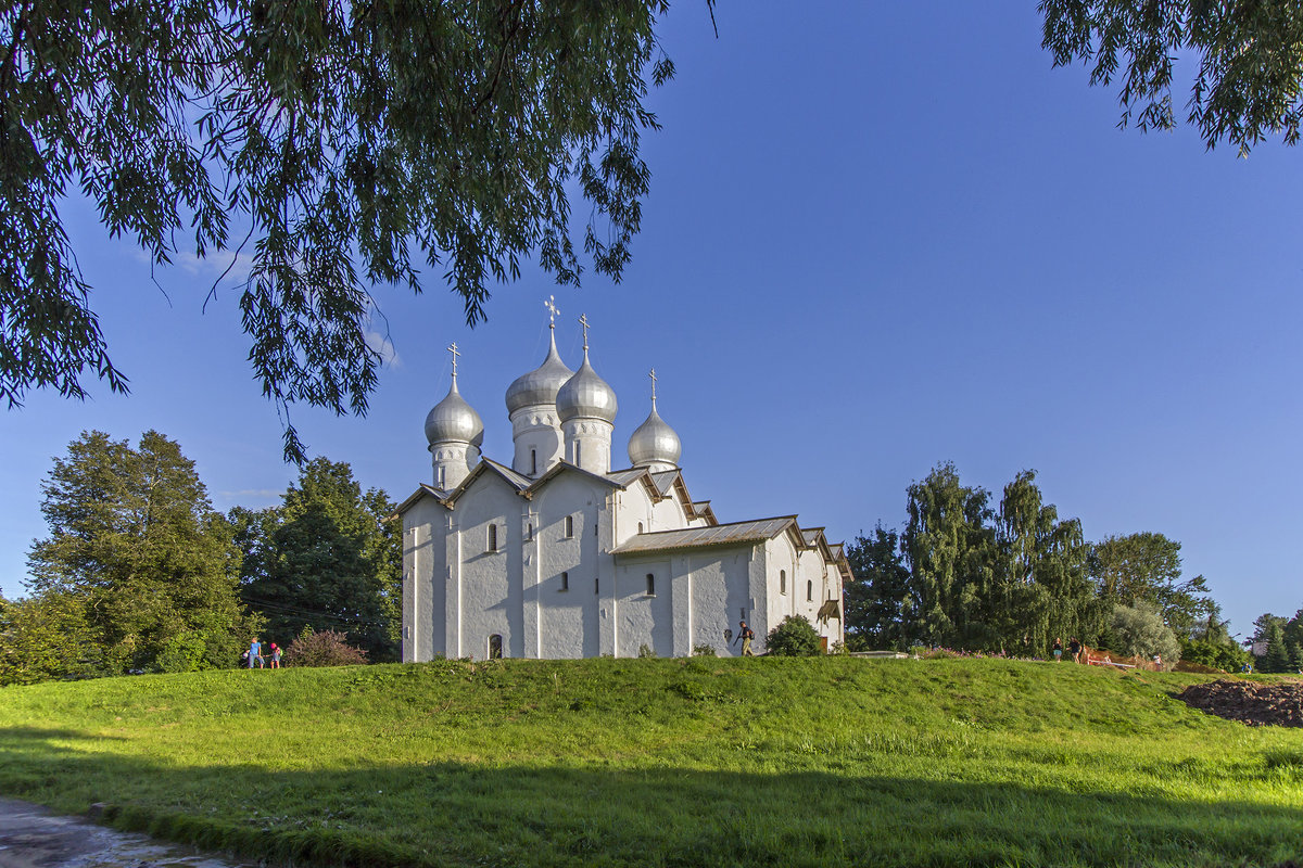 2017.08.16_0432-2 В.Новгород. Борисоглебская ц. 1920 - Дед Егор 