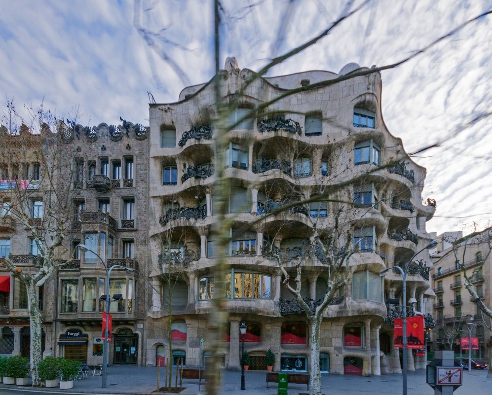 Гауди, дом волна, Барселона - Виталий Авакян