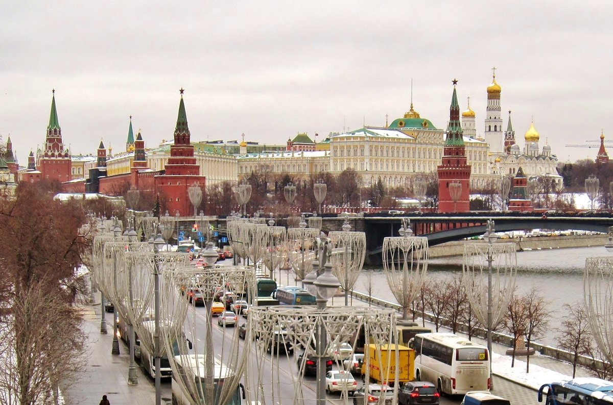 Вид на Московский Кремль с обзорной площадки Храма Христа Спасителя - Елена (ЛенаРа)