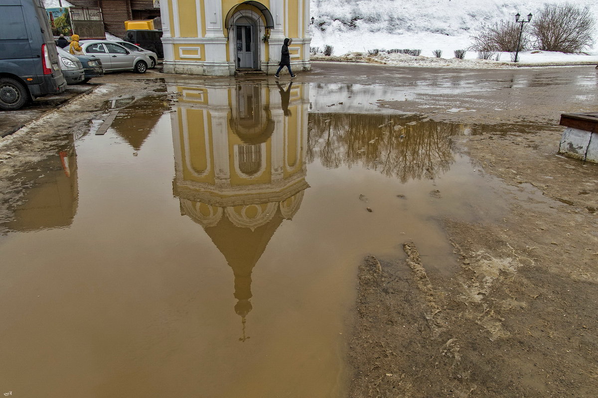 В Дмитрове каждая лужа имеет свою историю. - Анатолий. Chesnavik.