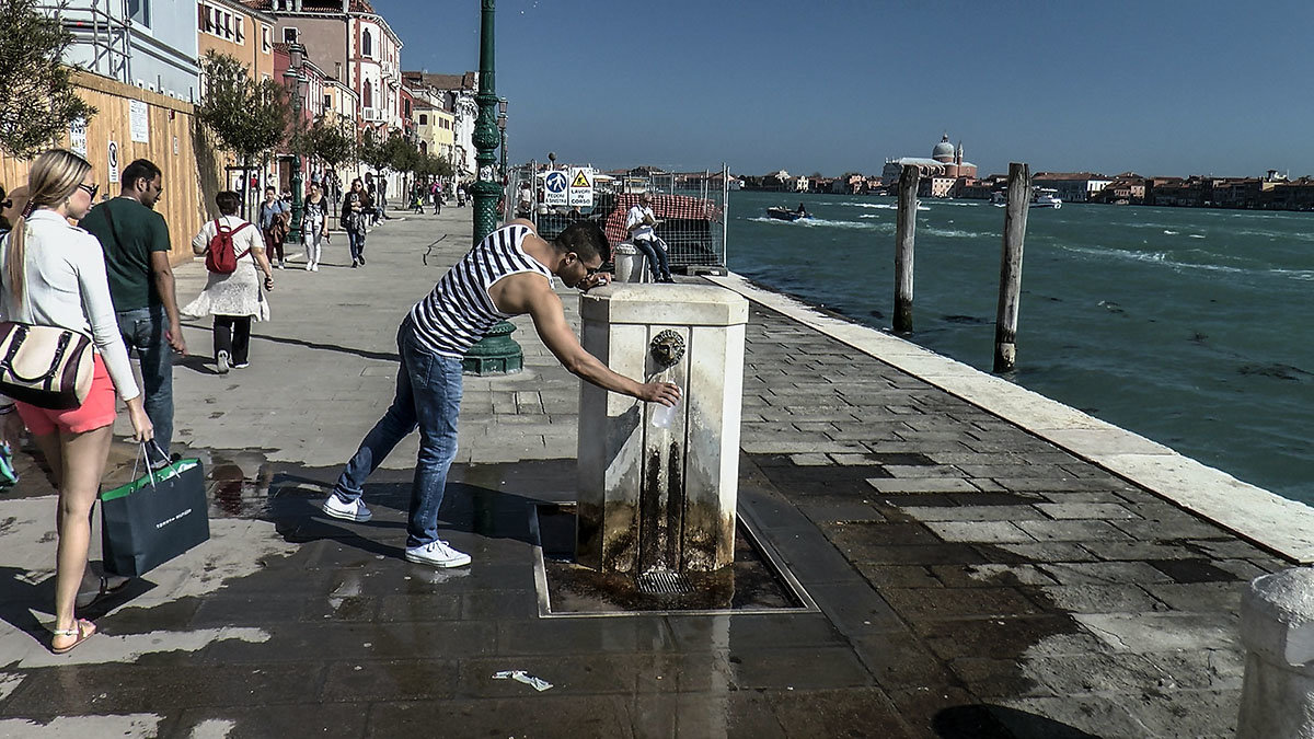 Venezia.Fondamenta Zattere Ponte. - Игорь Олегович Кравченко