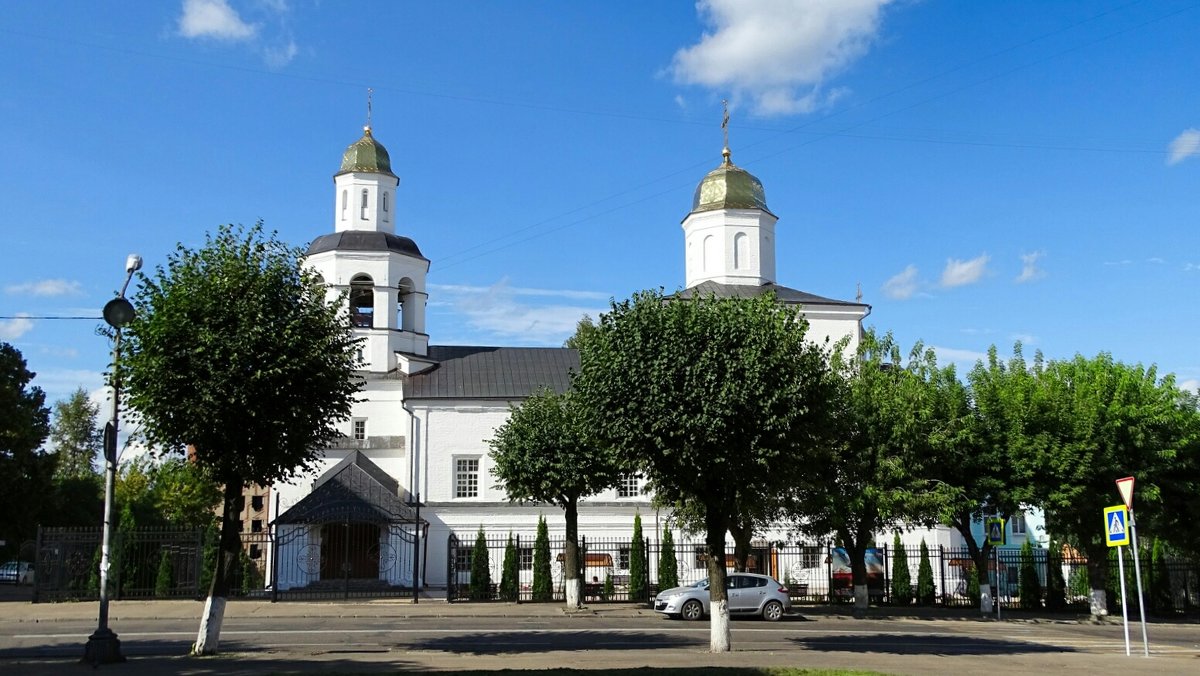 Православные храмы Смоленска - Милешкин Владимир Алексеевич 