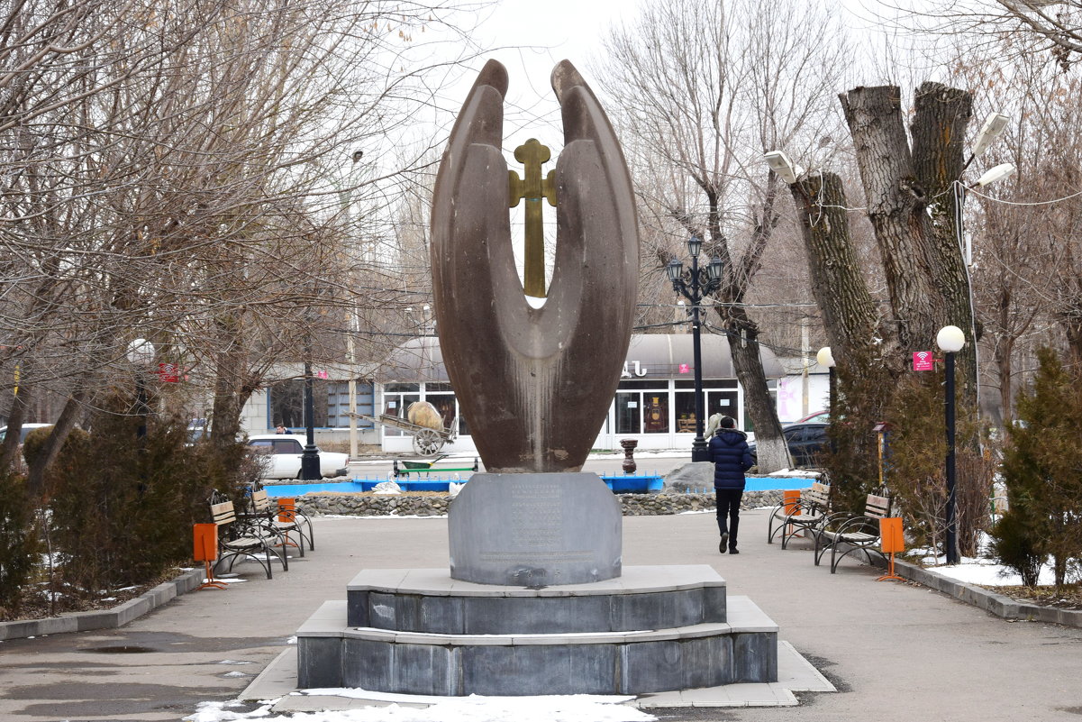 Армения. Гюмри. Памятник жертвам геноцида - Galina Leskova