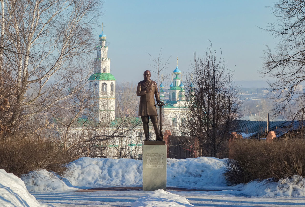 Памятник купцу Губкину. Город Кунгур - Алексей Сметкин