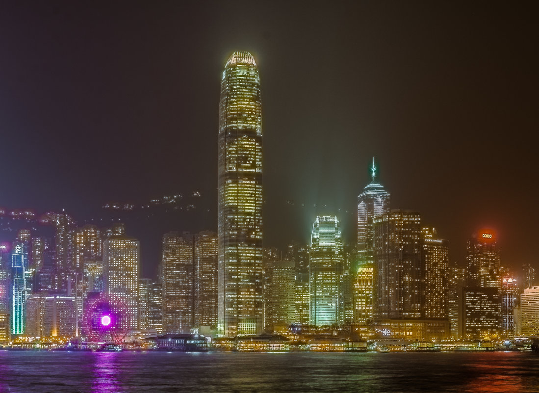 Ночной Гонконг. - Edward J.Berelet