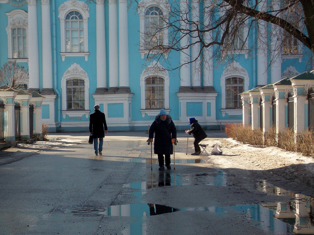 Сегодня в Питере.  Во дворе Никольского собора - Фотогруппа Весна