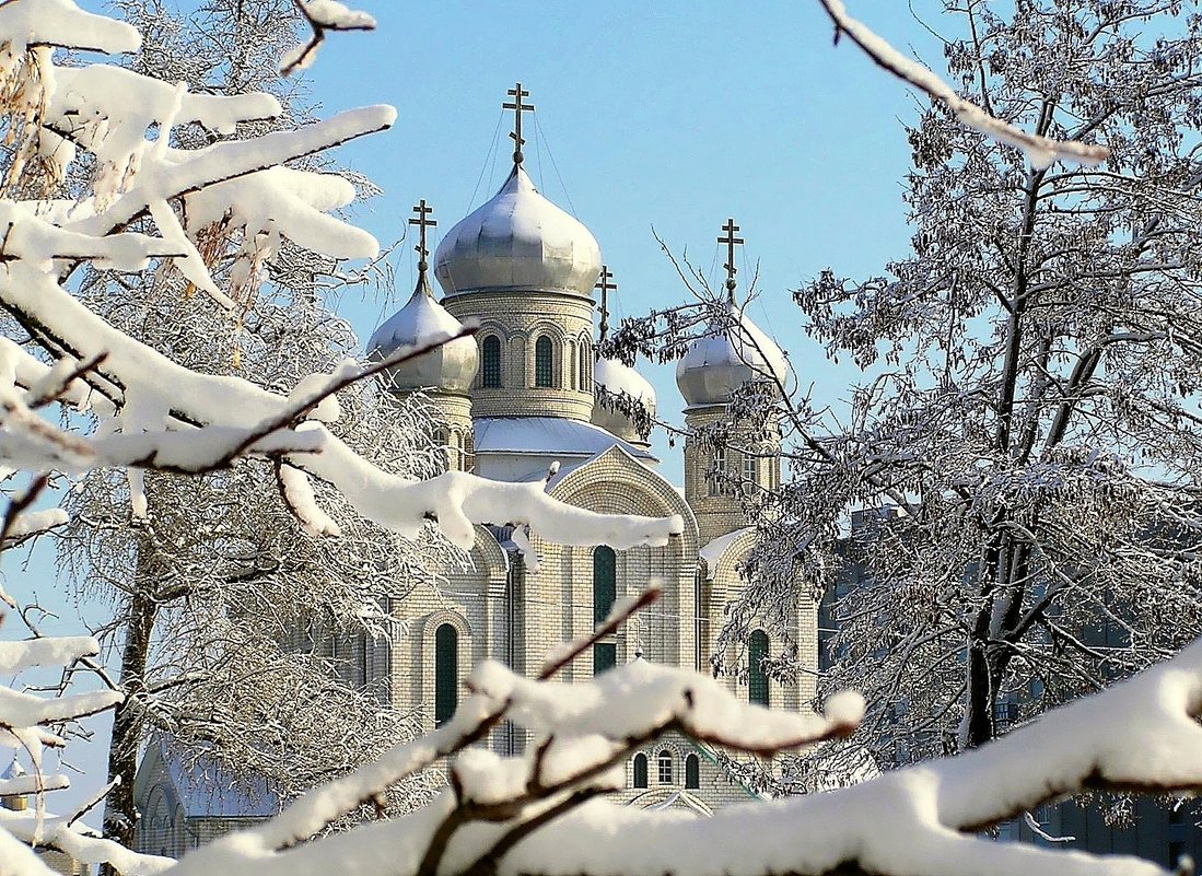 Белый снег - Геннадий Худолеев Худолеев
