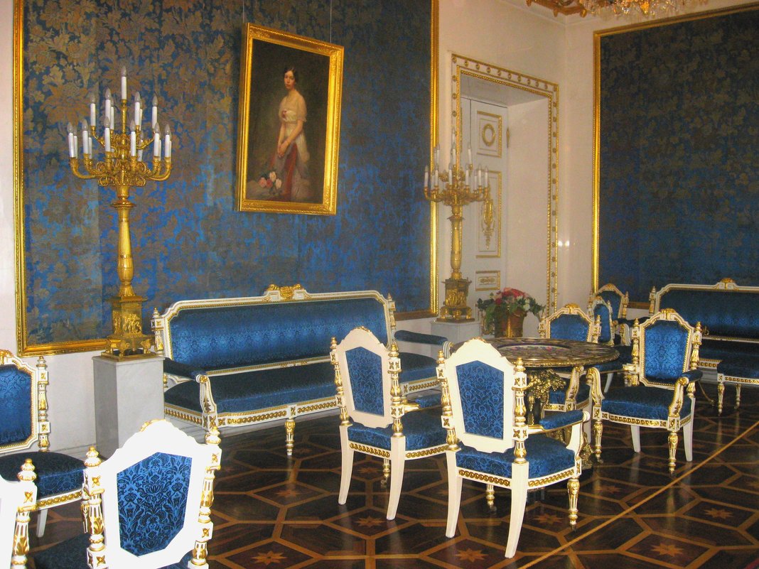 Синяя гостиная. Юсуповский дворец - Надежда 