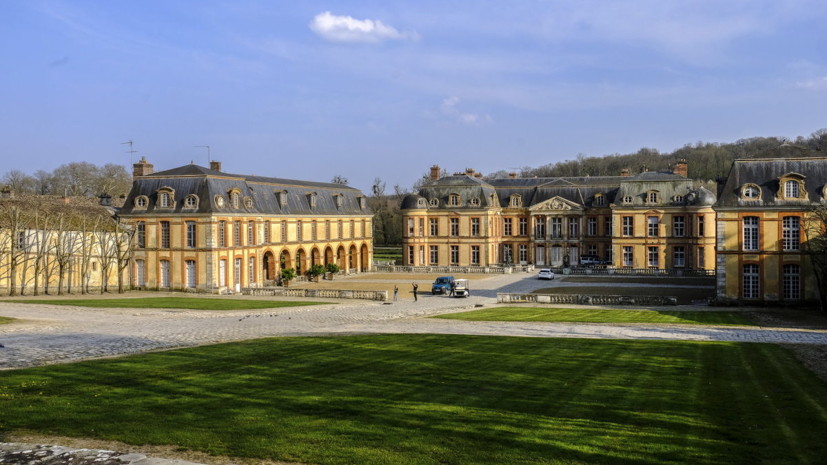 Замок Дампьер (chateau de Dampierre) - Георгий А