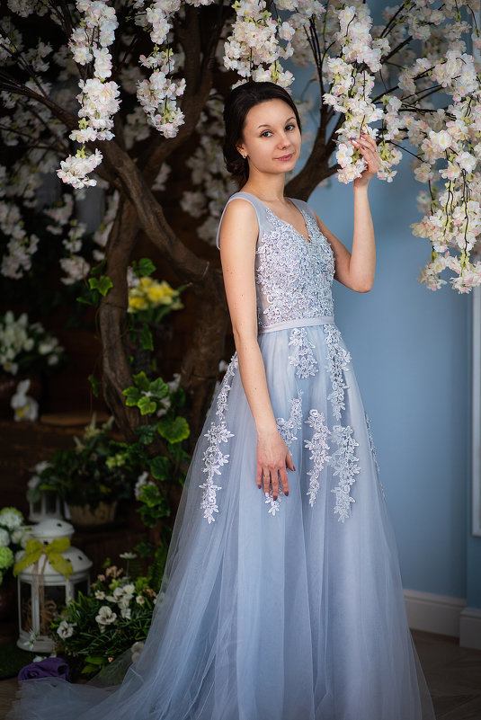 Невеста   в цветах - Тамара Нижельская