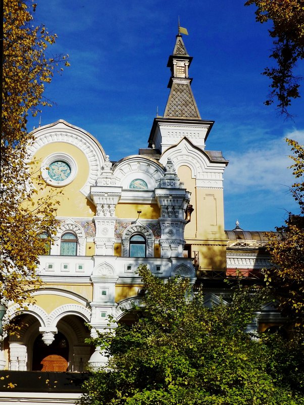 Историческое здание летней резиденции патриарха Алексия I. Переделкино - Лидия Бусурина