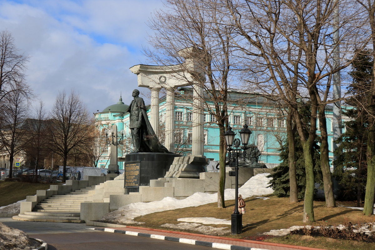 Памятник Александру Второму - Галина Козлова 