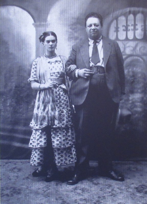 Фрида Кало и Диего Ривера в день своей свадьбы. 21 августра 1929. фотограф Виктор Рейс - Елена Павлова (Смолова)