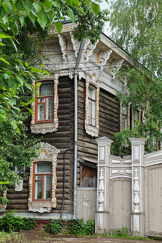 Фрагмент жилого дома в Томске - Галина Кан