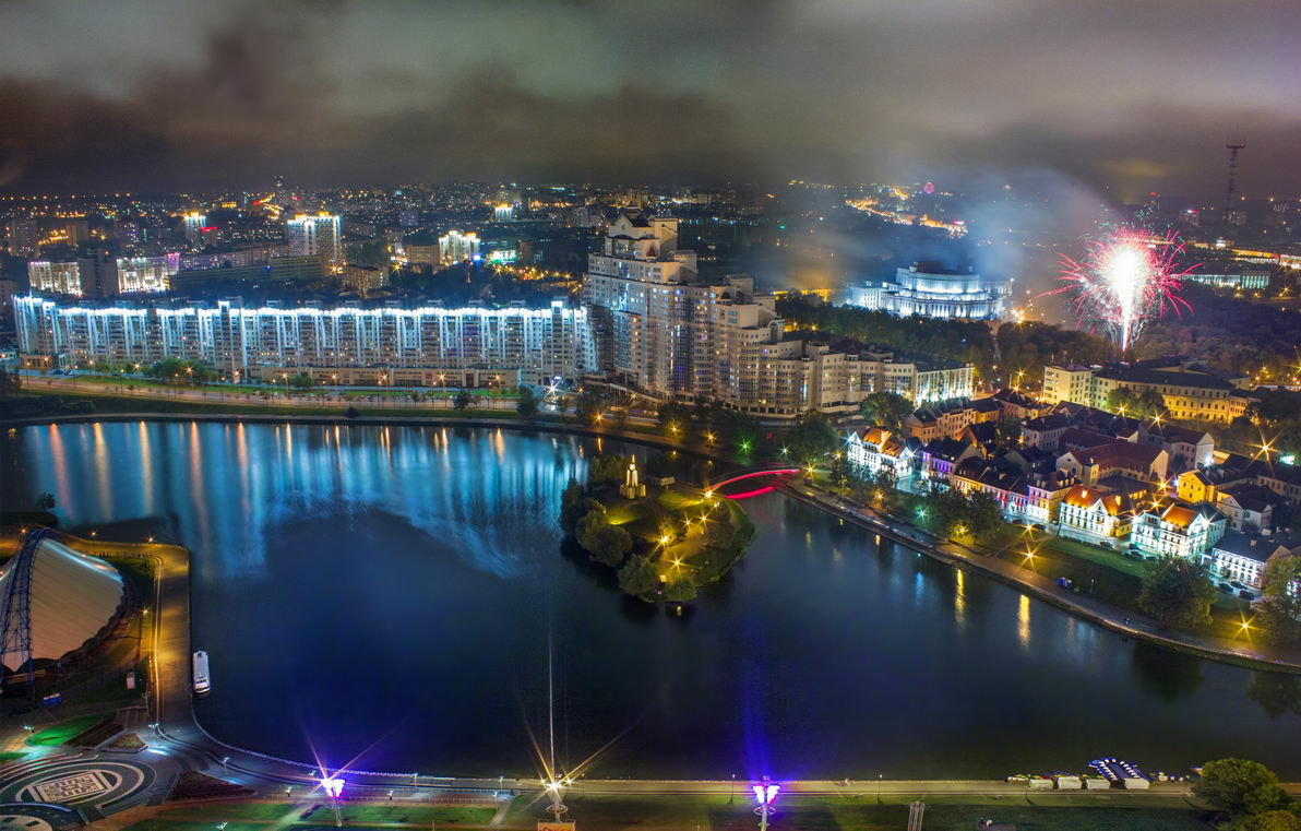 Туманный салют над осенним городом - Sergey-Nik-Melnik Fotosfera-Minsk