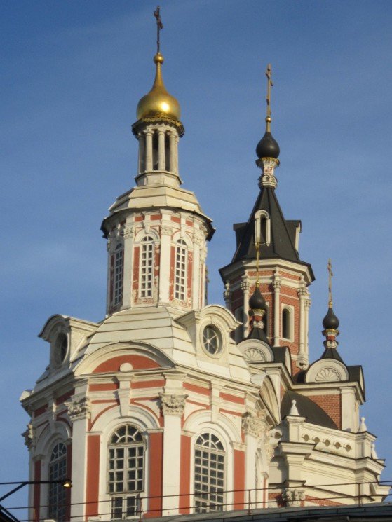 Церковь в центре столицы - Дмитрий Никитин