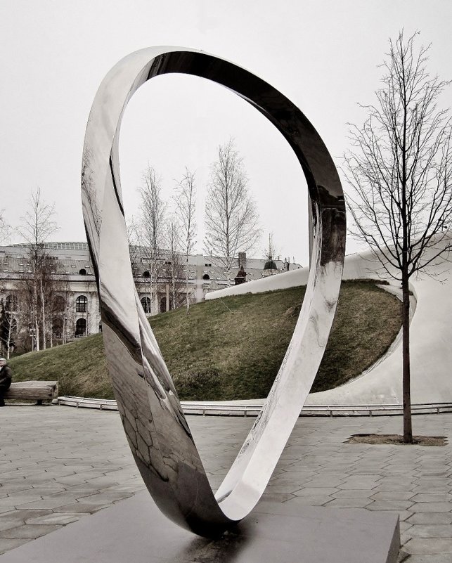 Скульптура «Бесконечная кривая» в парке Зарядье - Елена (ЛенаРа)