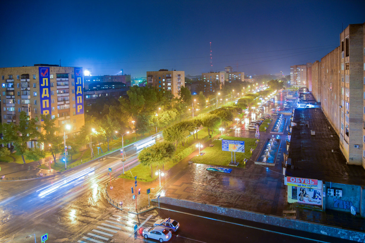 Дождливая ночь в городе Абакане - юрий Амосов