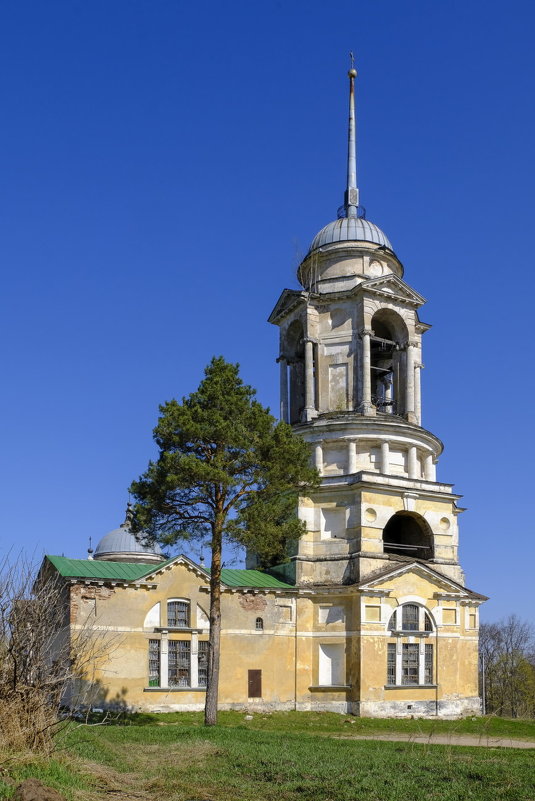 Церковь Спаса Нерукотворного под колокольней - Георгий А