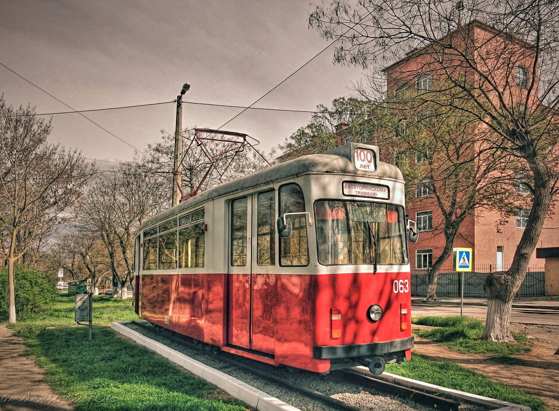 памятник Евпаторийскому трамваю - Andrey Lomakin
