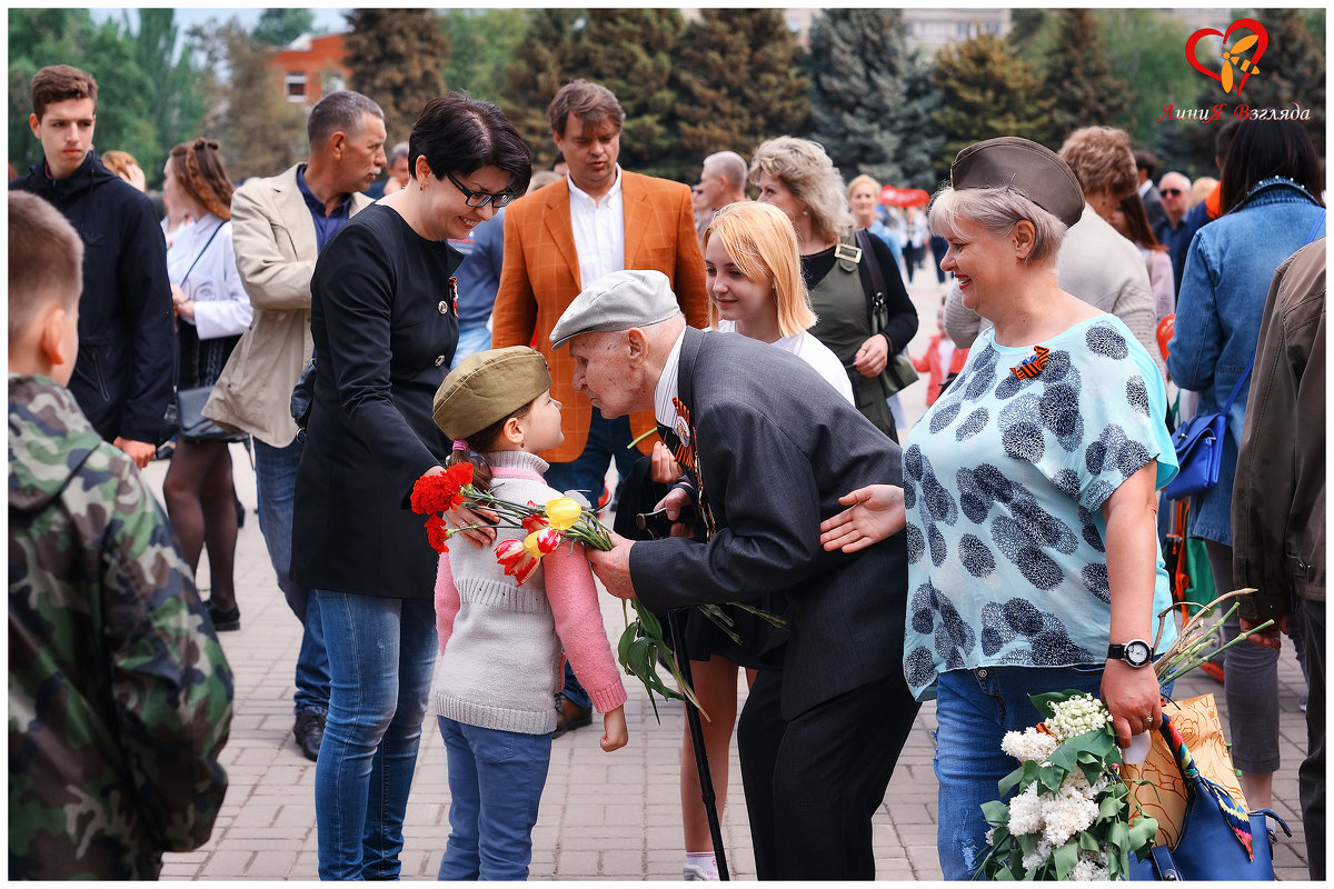 Этот день Победы с радостью в сердцах! - Антон Сологубов