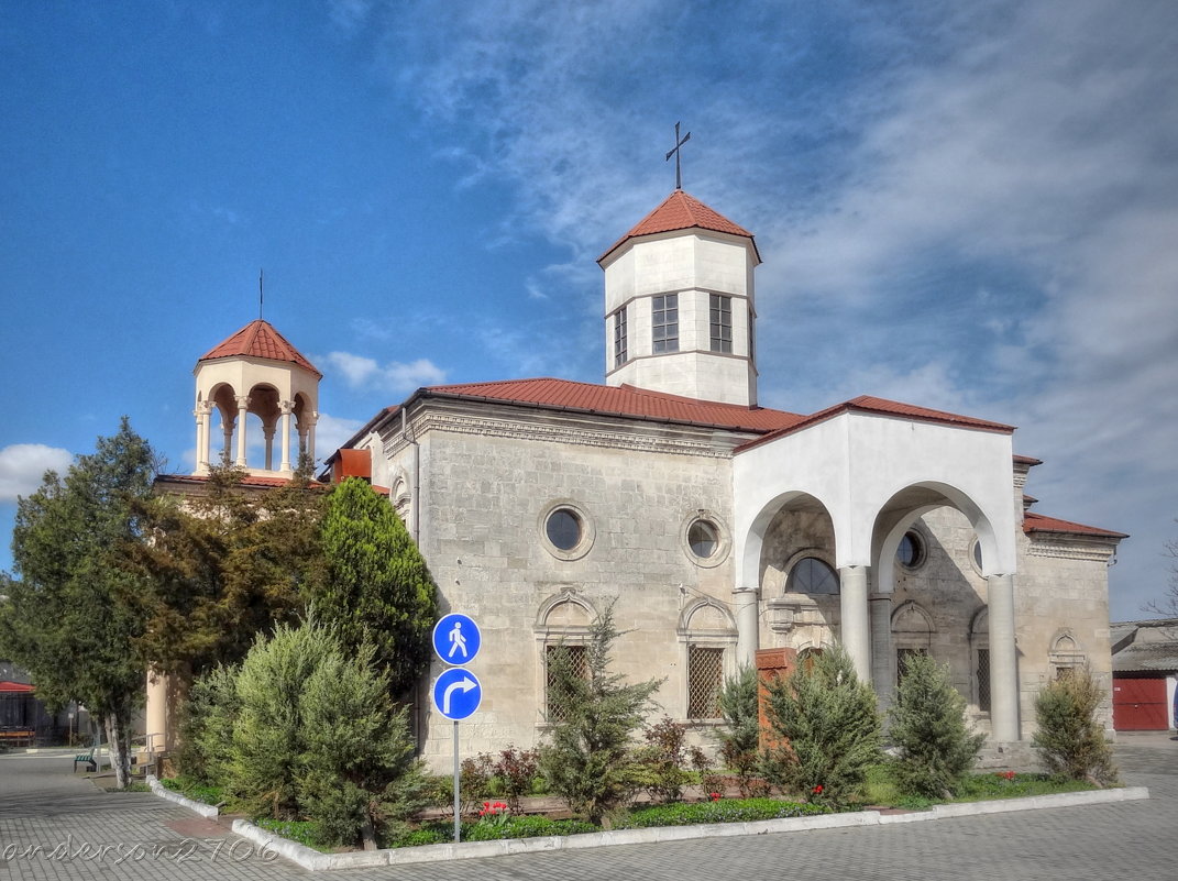 Армянская церковь Сурб Никогайос - Andrey Lomakin