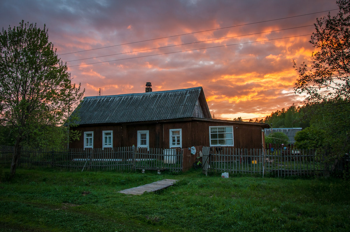Домик в деревне - Alexander Petrukhin 