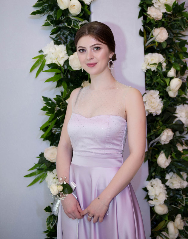 подружка невесты - Батик Табуев