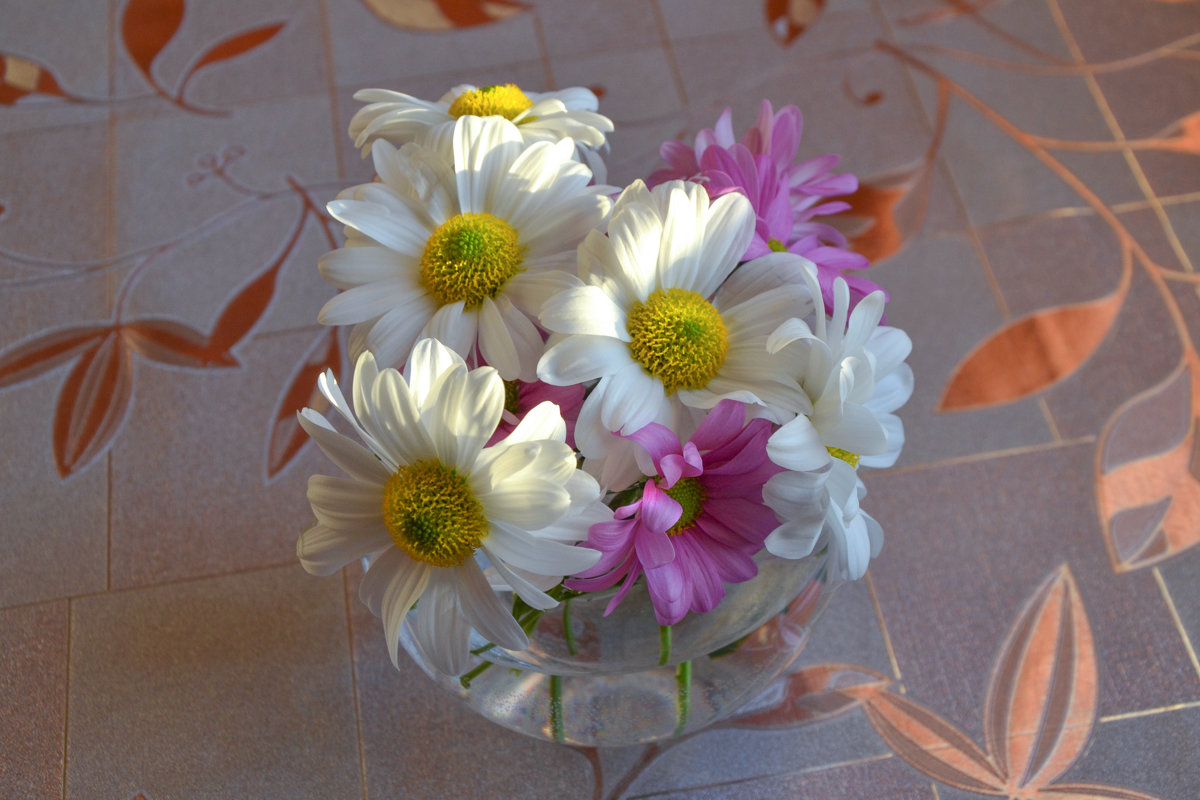 Цветы в вазе - Александра Климина