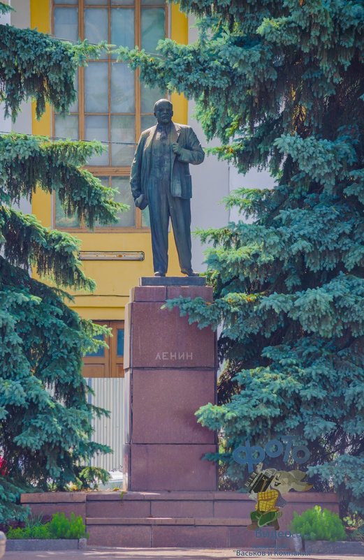 Памятник В.И.Ленину в Курске - Руслан Васьков
