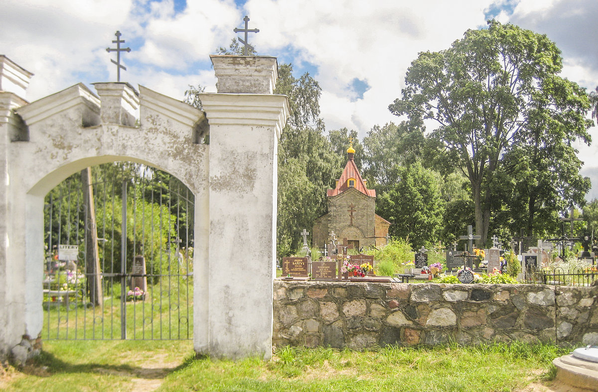 Фамильное православное кладбище - bajguz igor