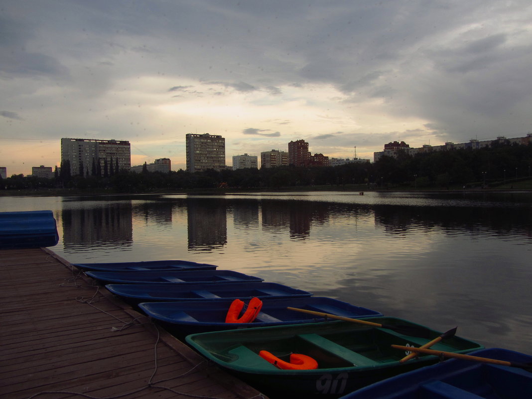 В Москве - дождь - Андрей Лукьянов