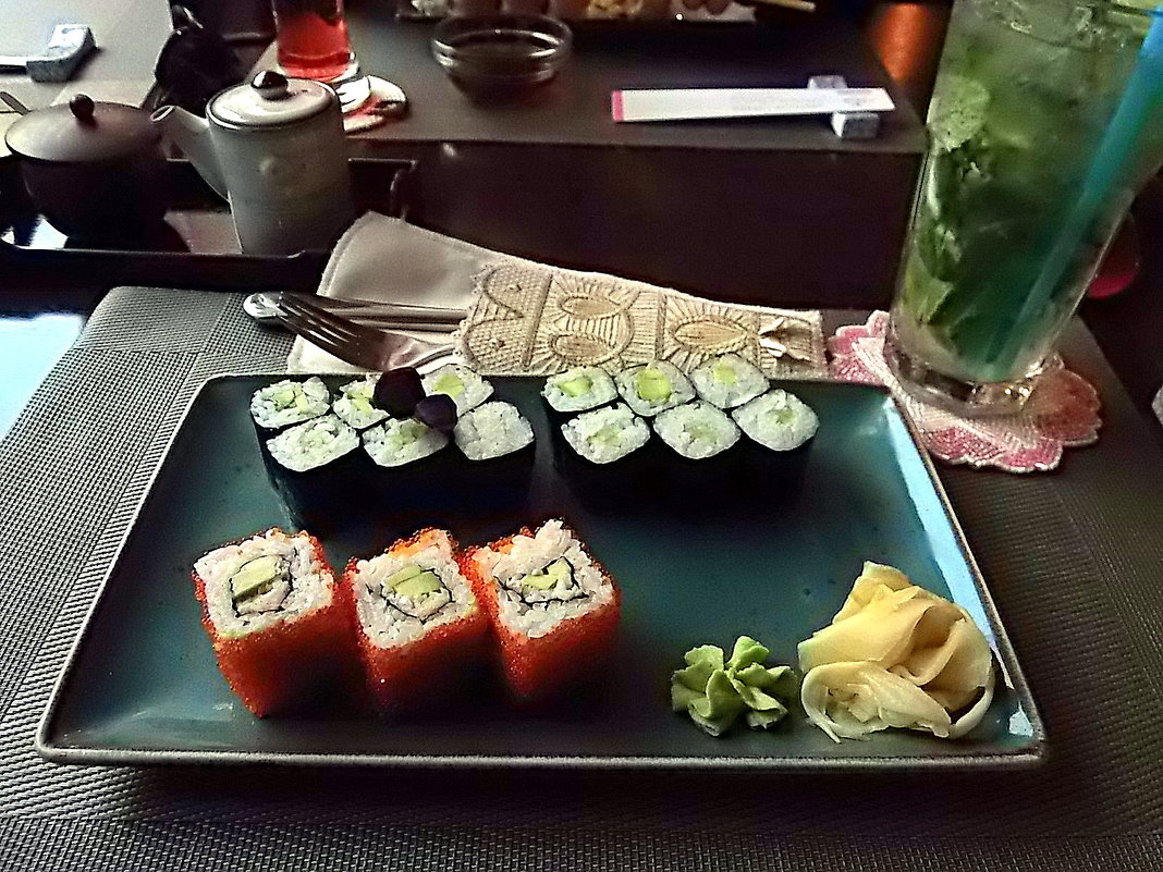 В ресторане японской кухни - Елена 