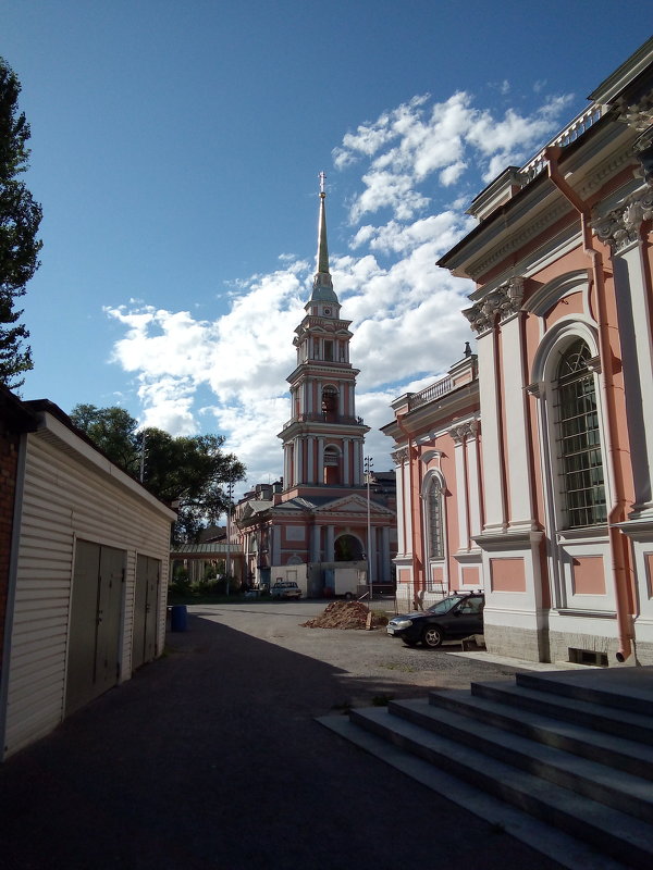 Вид на колокольню Казачьего собора. - Светлана Калмыкова