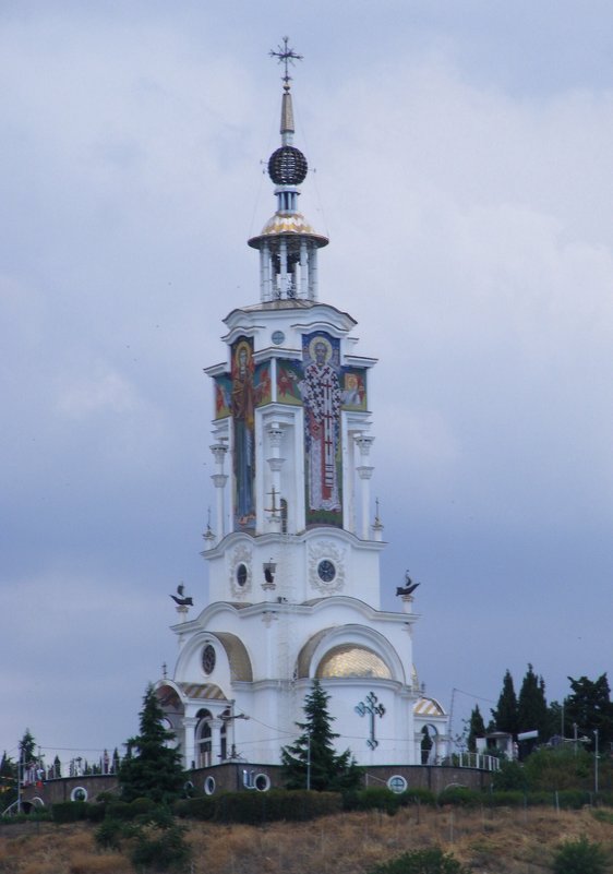 Храм - маяк  Святителя Николая Чудотворца . - Татьяна 