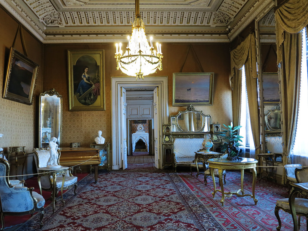 Залы во дворце великого князя Владимира - Наталья 