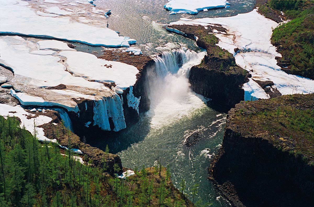 Водопад Китабо-Орон на реке Иркингда - Сергей Курников