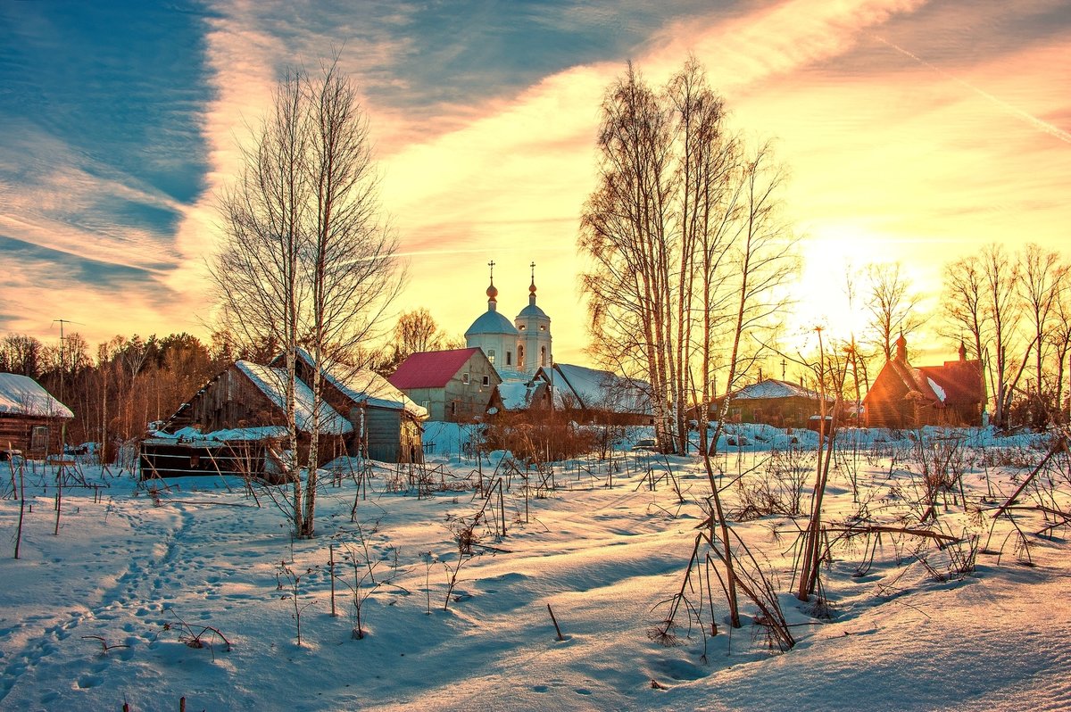 Бывают зимние чудесные рассветы - Валерий Иванович