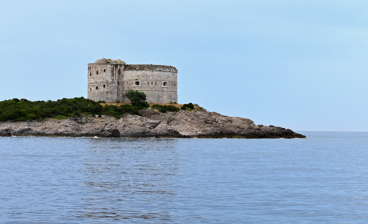 крепость Мамула - Nina Streapan