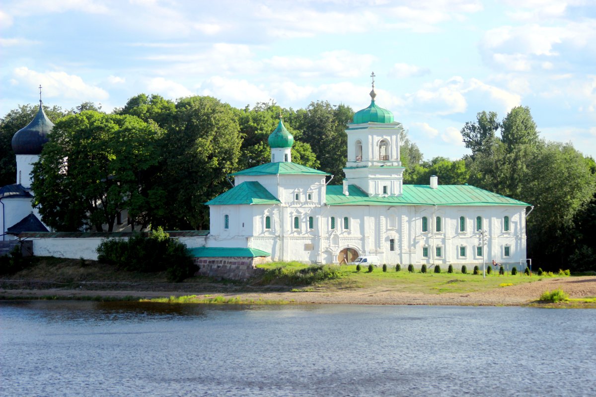 Псковский Спасо Мирожский монастырь