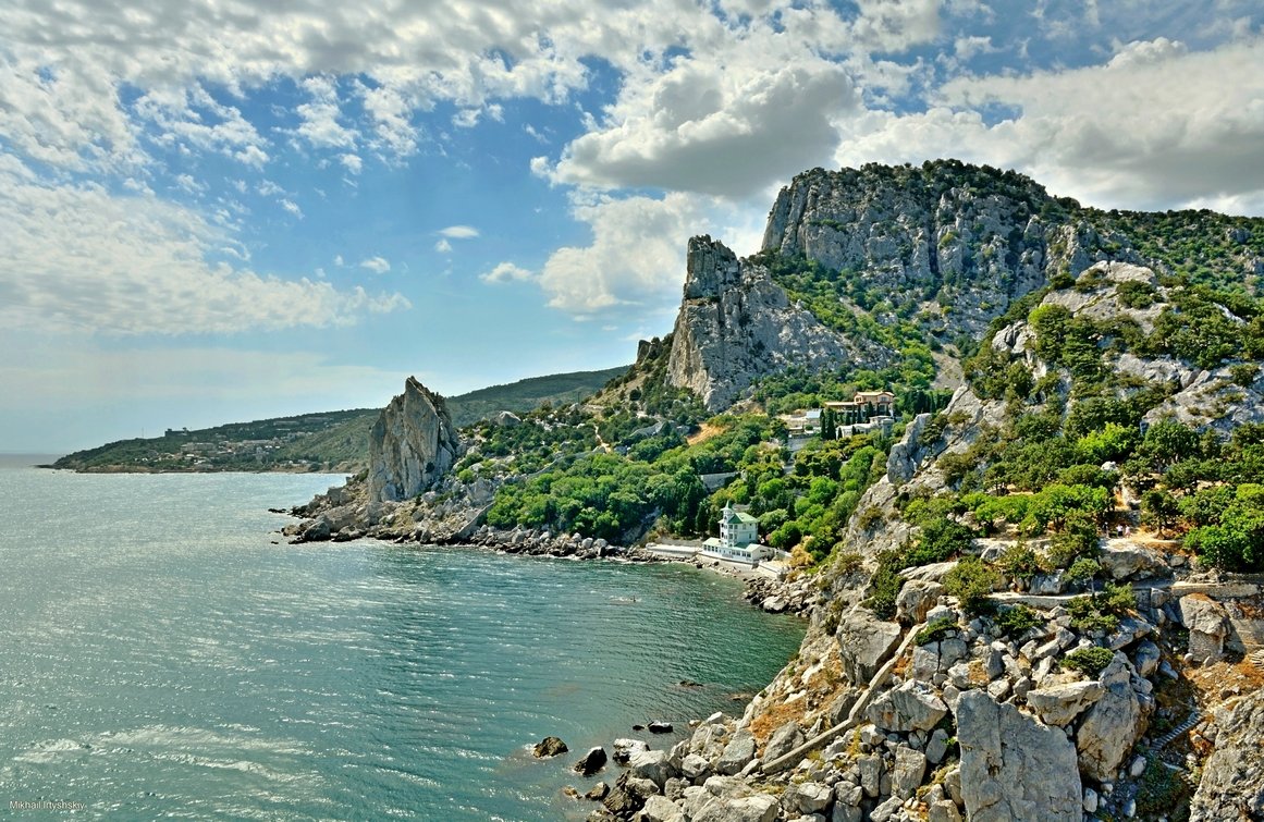 Алупка скала Лебединое крыло