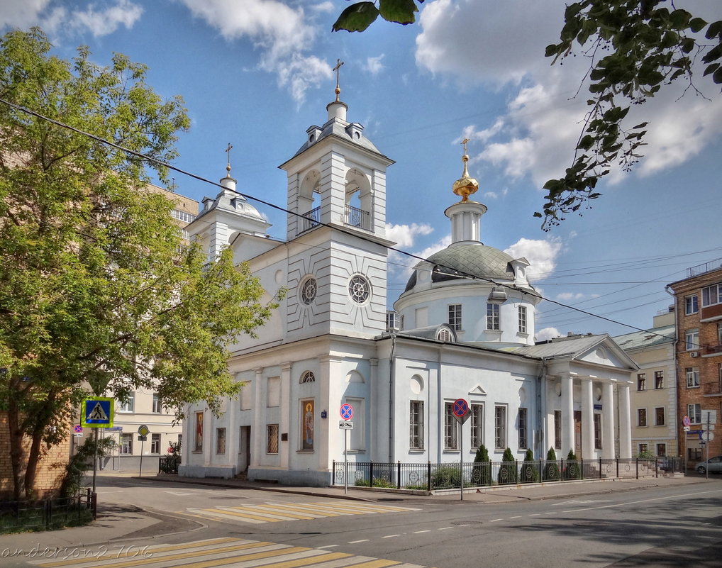 Успенский храм на Могильцах - Andrey Lomakin