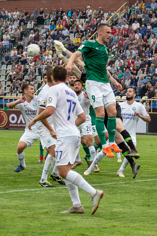 ТОМЬ-КУРСК  2-0 - михаил пасеков